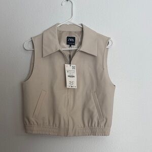 Zara Light Tan Sleeveless Jacket